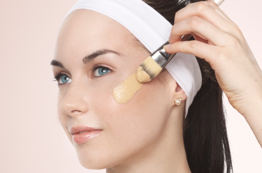 Contouring viso con prodotti eco bio