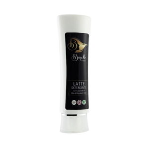 Latte detergente BuyMe Cosmetics