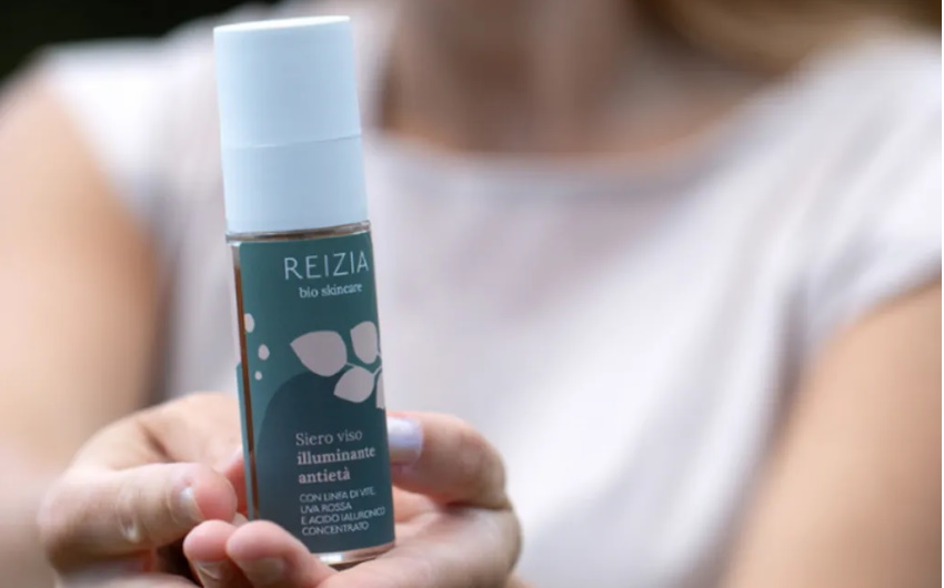 Siero viso illuminante Reizia Bio Skincare: scopriamolo insieme